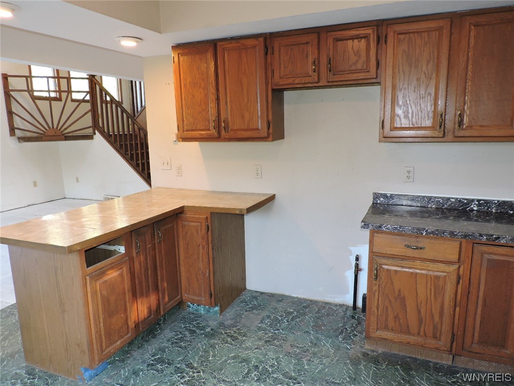 1215 Saunders Settlement Road Lewiston, NY 14305 - Photo 18 of 28