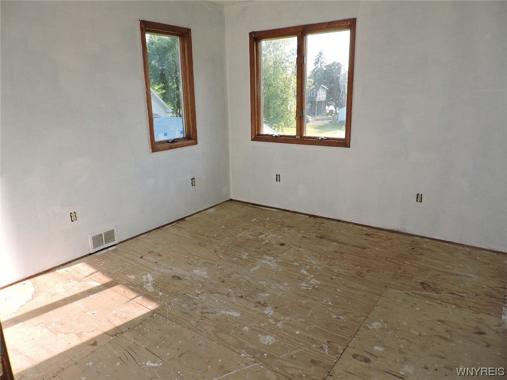 1215 Saunders Settlement Road Lewiston, NY 14305 - Photo 26 of 28