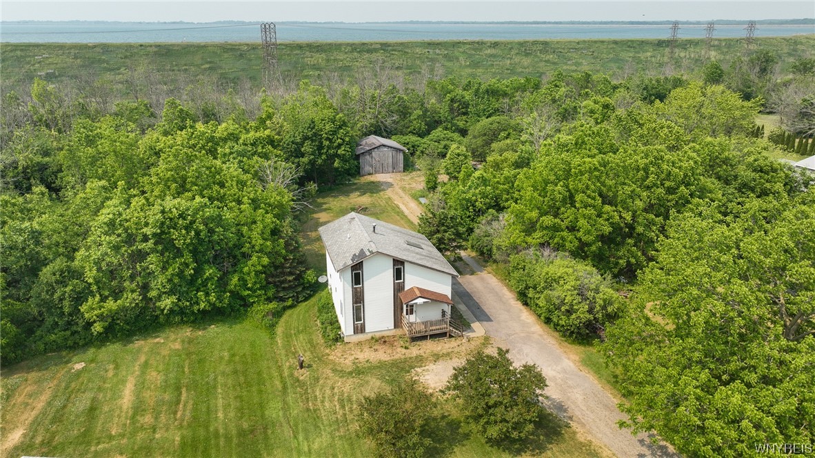 1215 Saunders Settlement Road Lewiston, NY 14305 - Photo 4 of 28