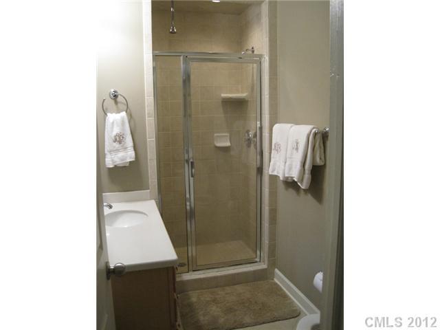 601 Lochridge Road Charlotte, NC 28209 - Photo 13 of 14 Gallery Image 13