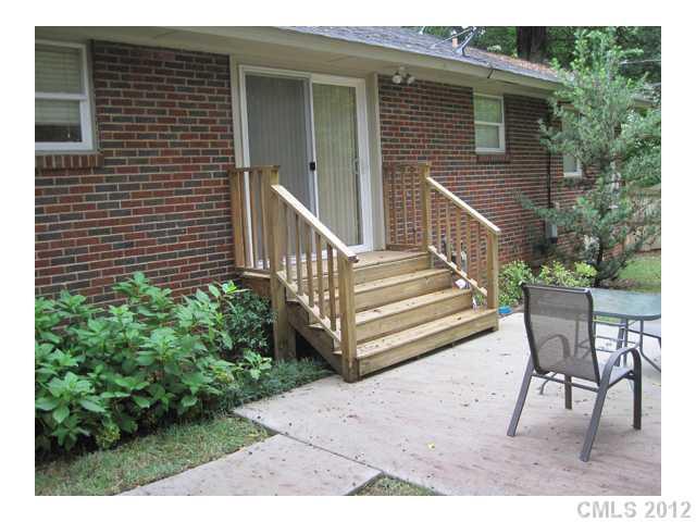601 Lochridge Road Charlotte, NC 28209 - Photo 9 of 14 Gallery Image 9