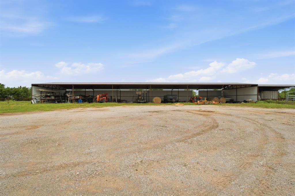 12255 Strittmatter Road Pilot Point, TX 76258 - Photo 31 of 33