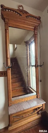 $107,500 | 581 North Seminary Street, Galesburg, IL 61401