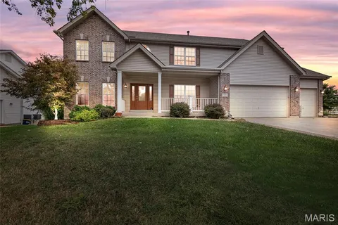 $525,000 | 2050 Hannah Drive, Wentzville, MO 63385