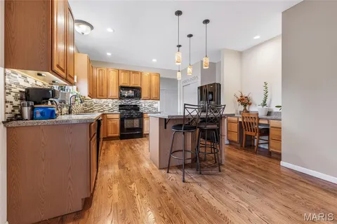 $525,000 | 2050 Hannah Drive, Wentzville, MO 63385