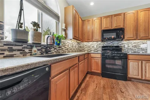 $525,000 | 2050 Hannah Drive, Wentzville, MO 63385