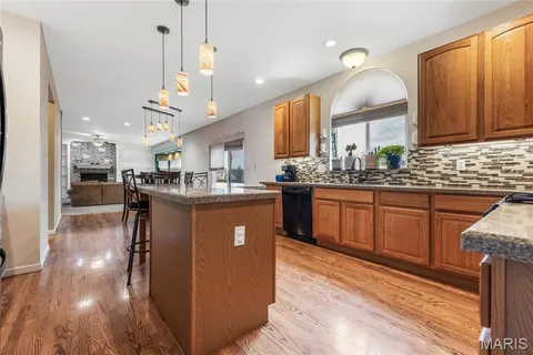 $525,000 | 2050 Hannah Drive, Wentzville, MO 63385