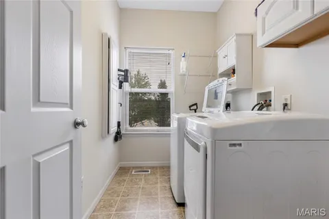 $525,000 | 2050 Hannah Drive, Wentzville, MO 63385