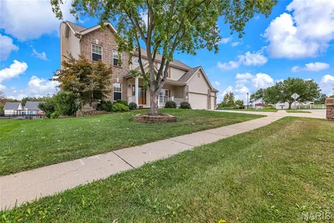$525,000 | 2050 Hannah Drive, Wentzville, MO 63385