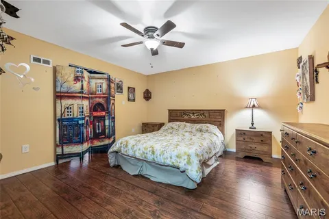 $525,000 | 2050 Hannah Drive, Wentzville, MO 63385