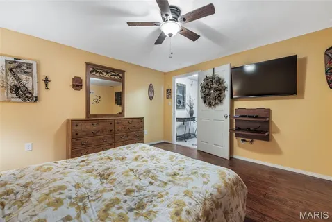 $525,000 | 2050 Hannah Drive, Wentzville, MO 63385