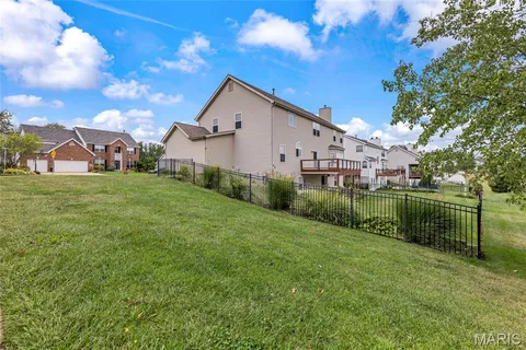 $525,000 | 2050 Hannah Drive, Wentzville, MO 63385