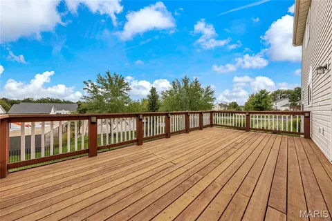 $525,000 | 2050 Hannah Drive, Wentzville, MO 63385