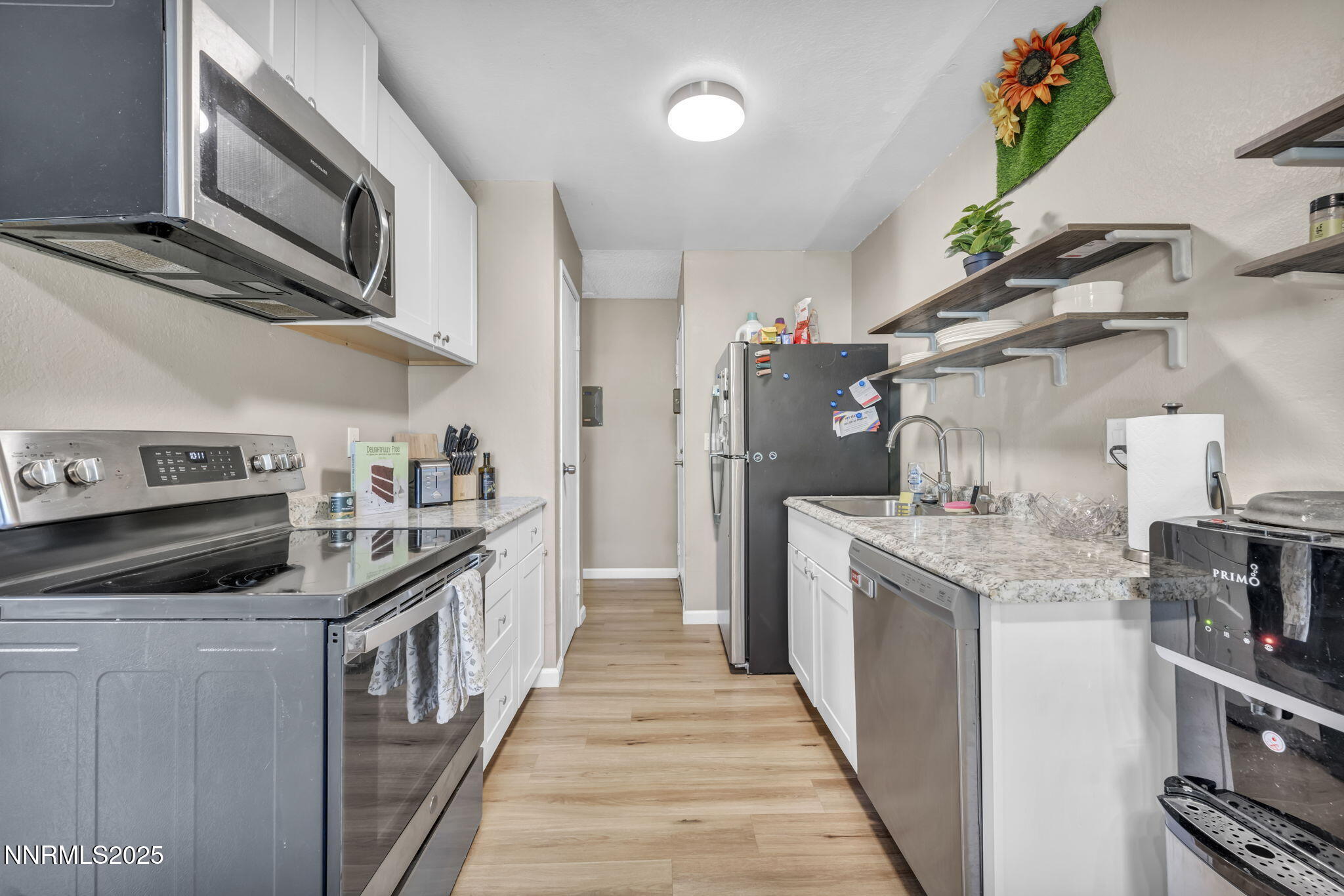 4602 Neil Road, Unit 58 Reno, NV 89502 - Photo 11 of 20 15-web-or-mls-4602-neil-rd-58