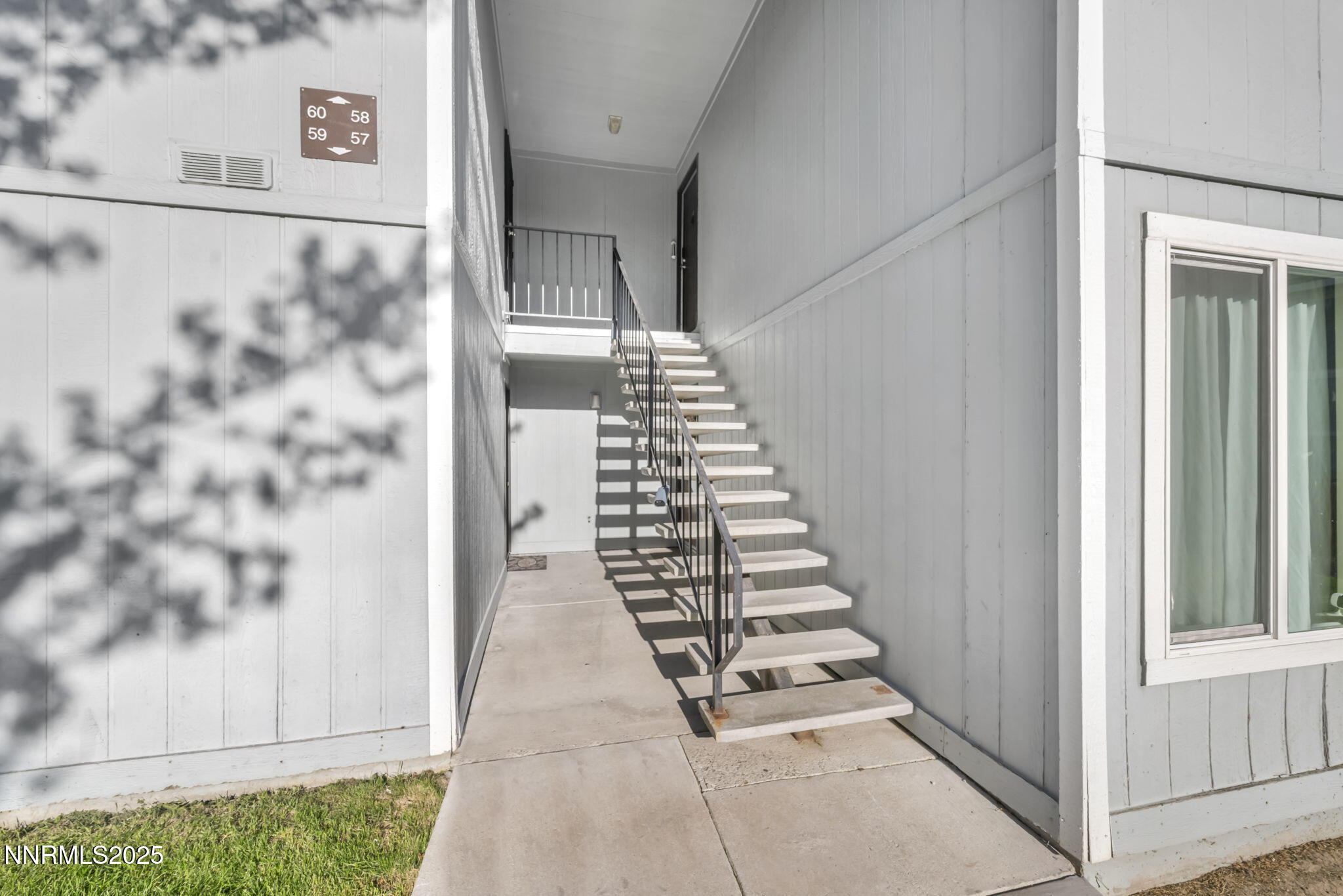 4602 Neil Road, Unit 58 Reno, NV 89502 - Photo 3 of 20 5-web-or-mls-4602-neil-rd-58