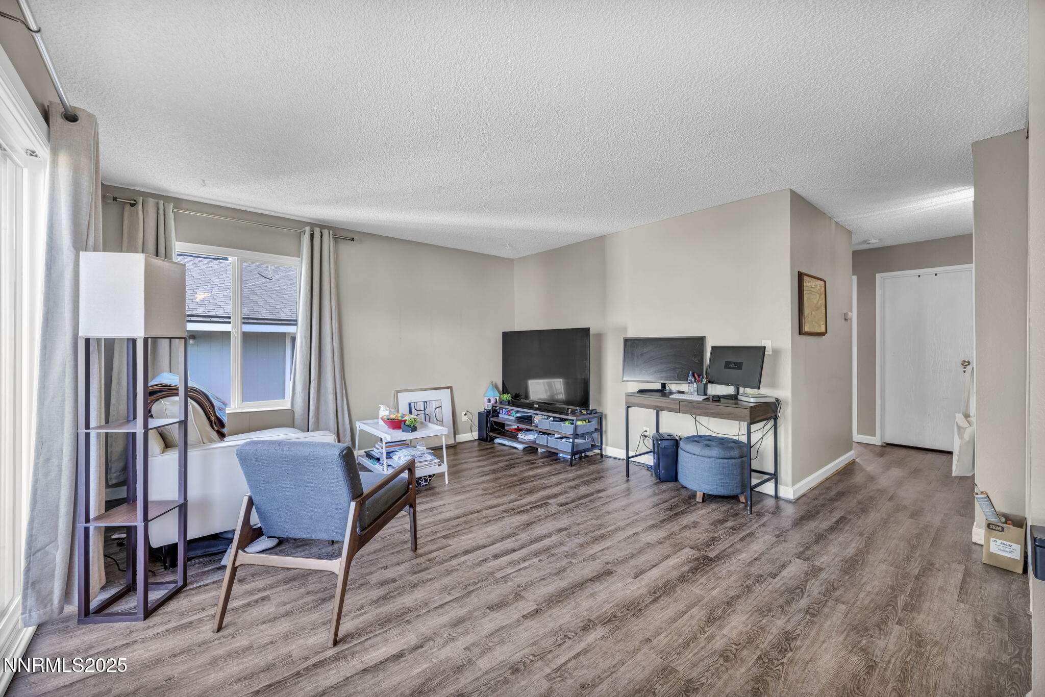 4602 Neil Road, Unit 58 Reno, NV 89502 - Photo 6 of 20 9-web-or-mls-4602-neil-rd-58