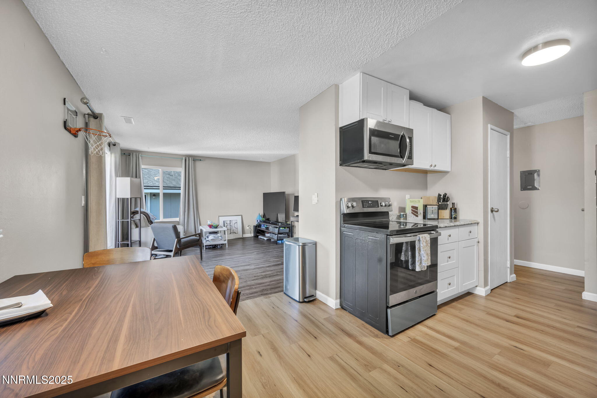 4602 Neil Road, Unit 58 Reno, NV 89502 - Photo 10 of 20 14-web-or-mls-4602-neil-rd-58