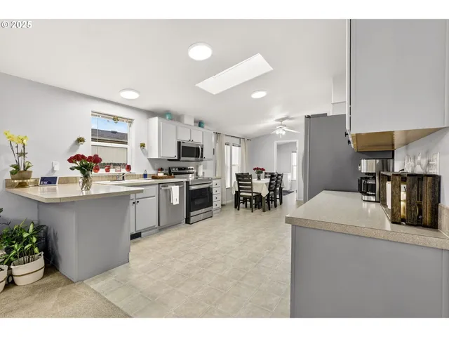 $420,000 | 1614 Granite Street, Woodburn, OR 97071