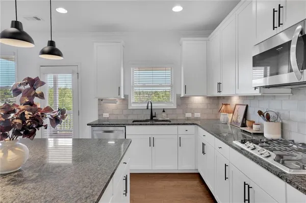 $624,900 | 6808 New Fern Lane, Flowery Branch, GA 30542