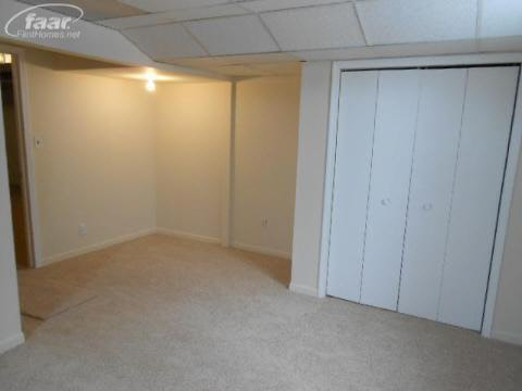 8014 Calkins Road Flint, MI 48532 - Photo 13 of 21 20343370-12.JPG