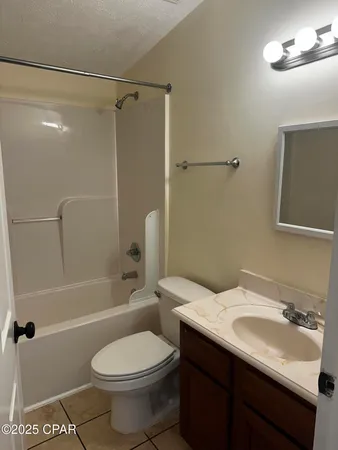 $2,100 | 1105 Hickory Avenue, Panama City, FL 32401