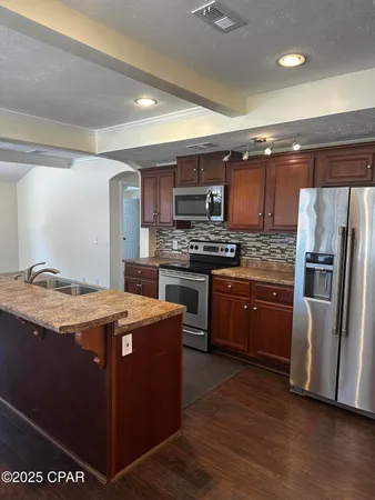 $2,100 | 1105 Hickory Avenue, Panama City, FL 32401