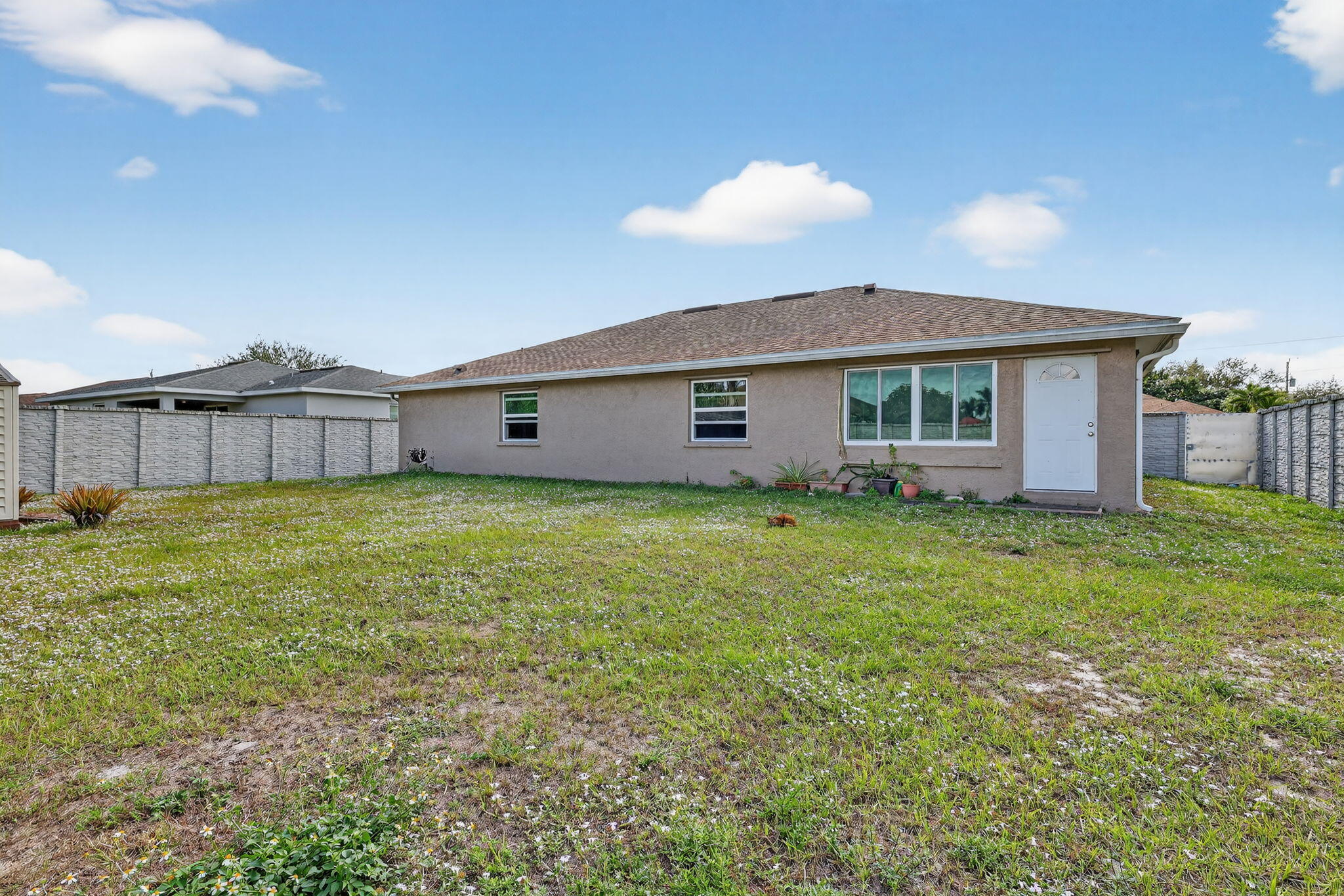 557 Southwest Halkell Avenue Port St. Lucie, FL 34953 - Photo 34 of 36 42-web-or-mls-5P1A3061