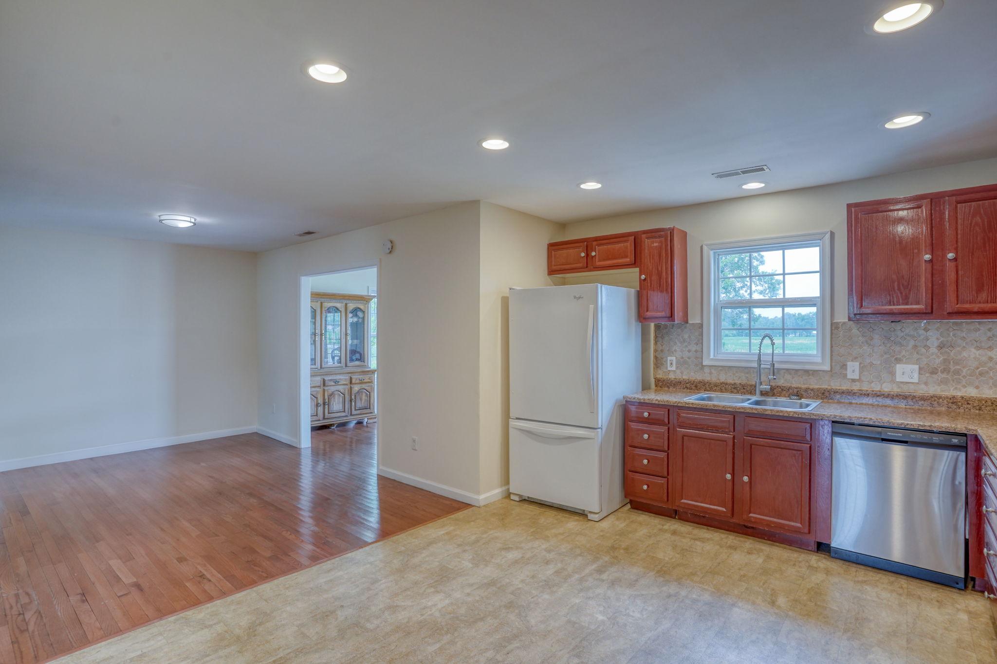 5926 Mt Holly Road East New Market, MD 21631 - Photo 20 of 39 Breakfast Nook/Dining Area