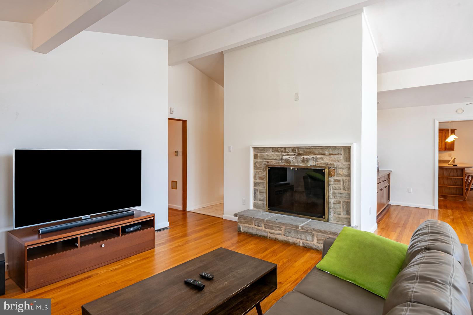 1519 Meadowlark Road Wyomissing, PA 19610 - Photo 6 of 34