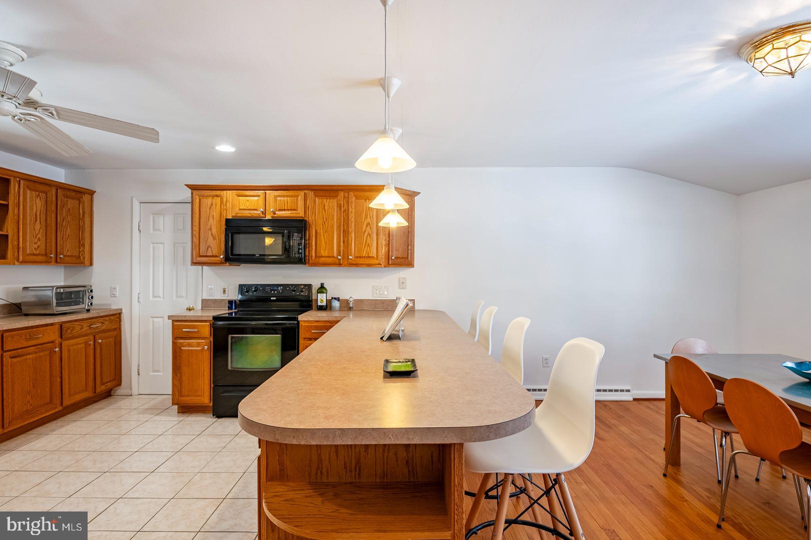 1519 Meadowlark Road Wyomissing, PA 19610 - Photo 7 of 41