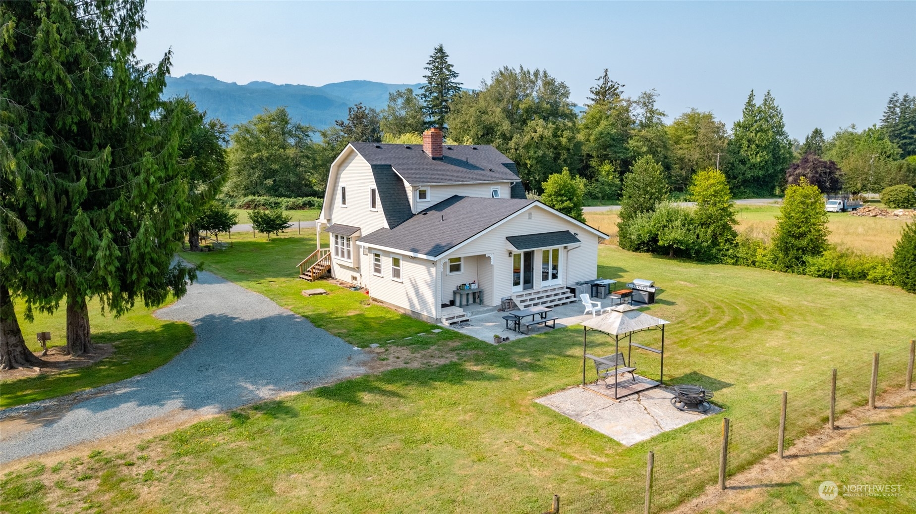 30681 Walberg Road Sedro-Woolley, WA 98284 - Photo 17 of 40 Gallery Image 17