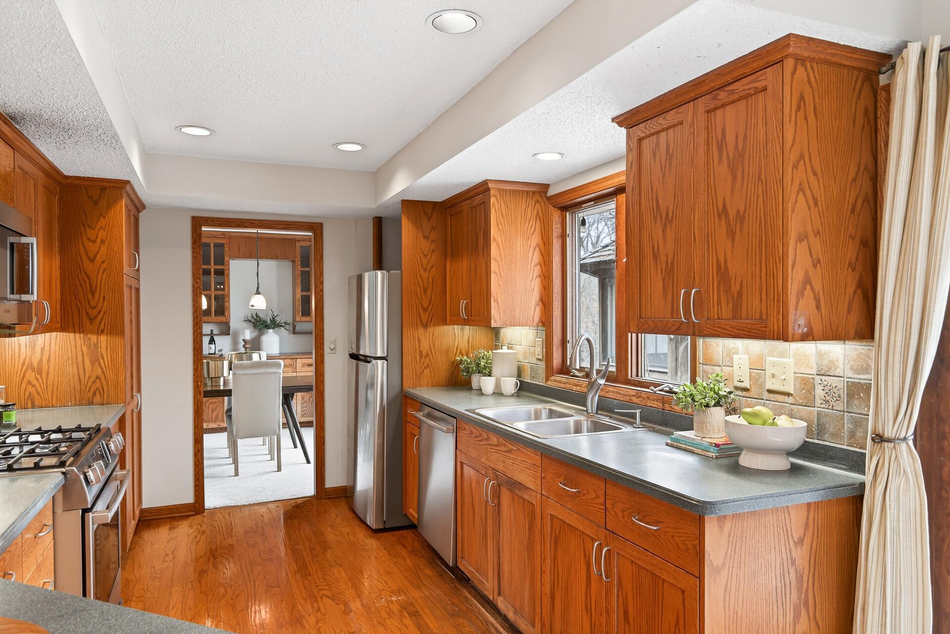 115 Smith Avenue Wayzata, MN 55391 - Photo 24 of 68