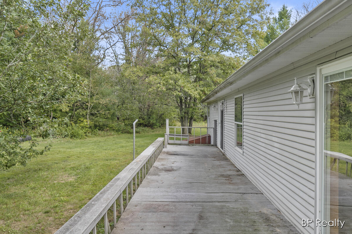5669 East Baseline Road White Cloud, MI 49349 - Photo 31 of 54 IMG_1028