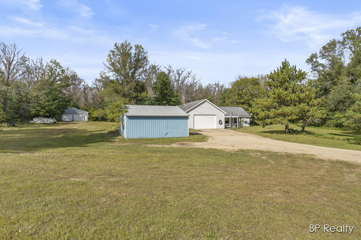 5669 East Baseline Road White Cloud, MI 49349 - Photo 6 of 54 IMG_1004