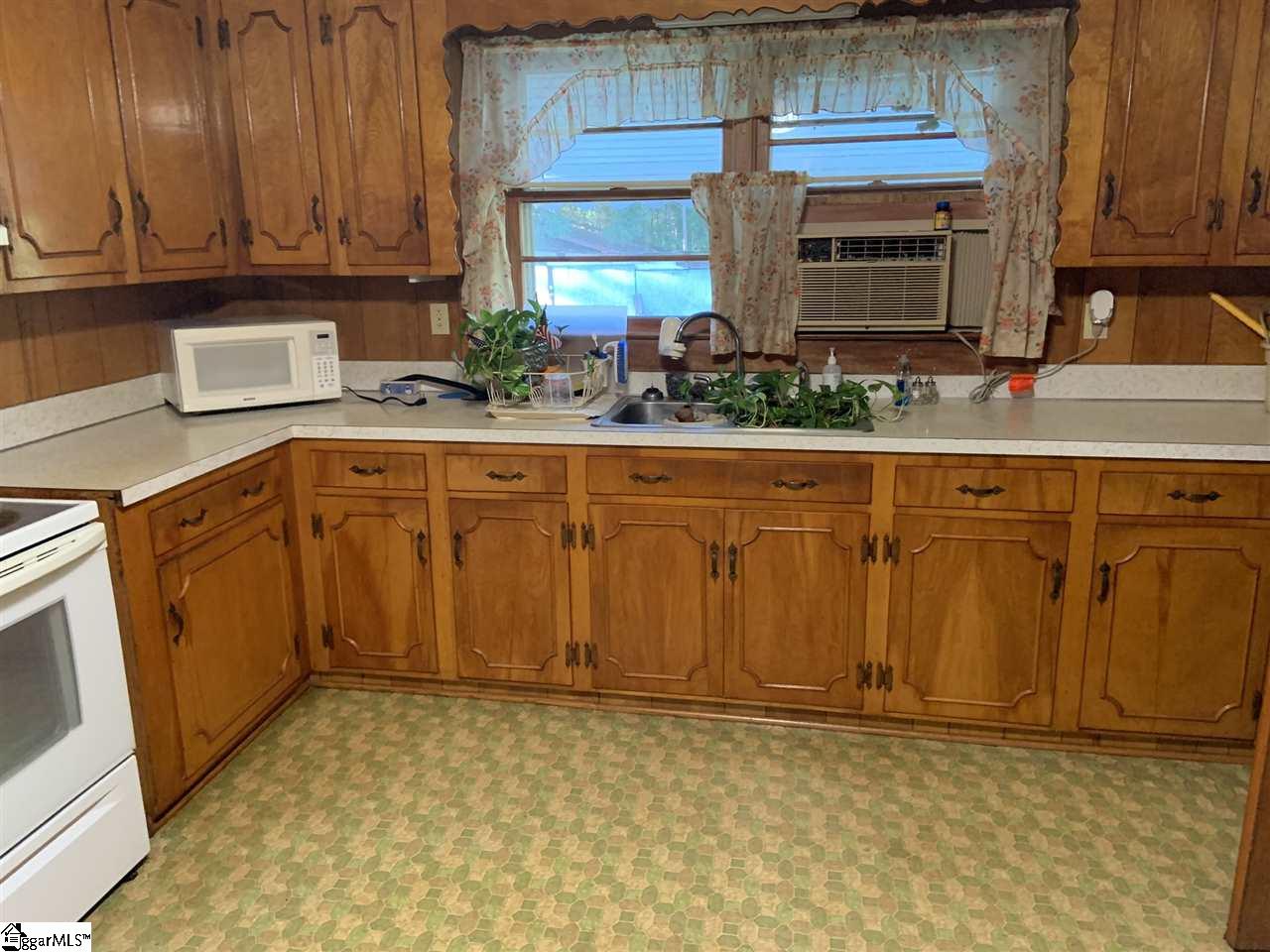 231 Cherokee Road Williamston, SC 29697 - Photo 15 of 19