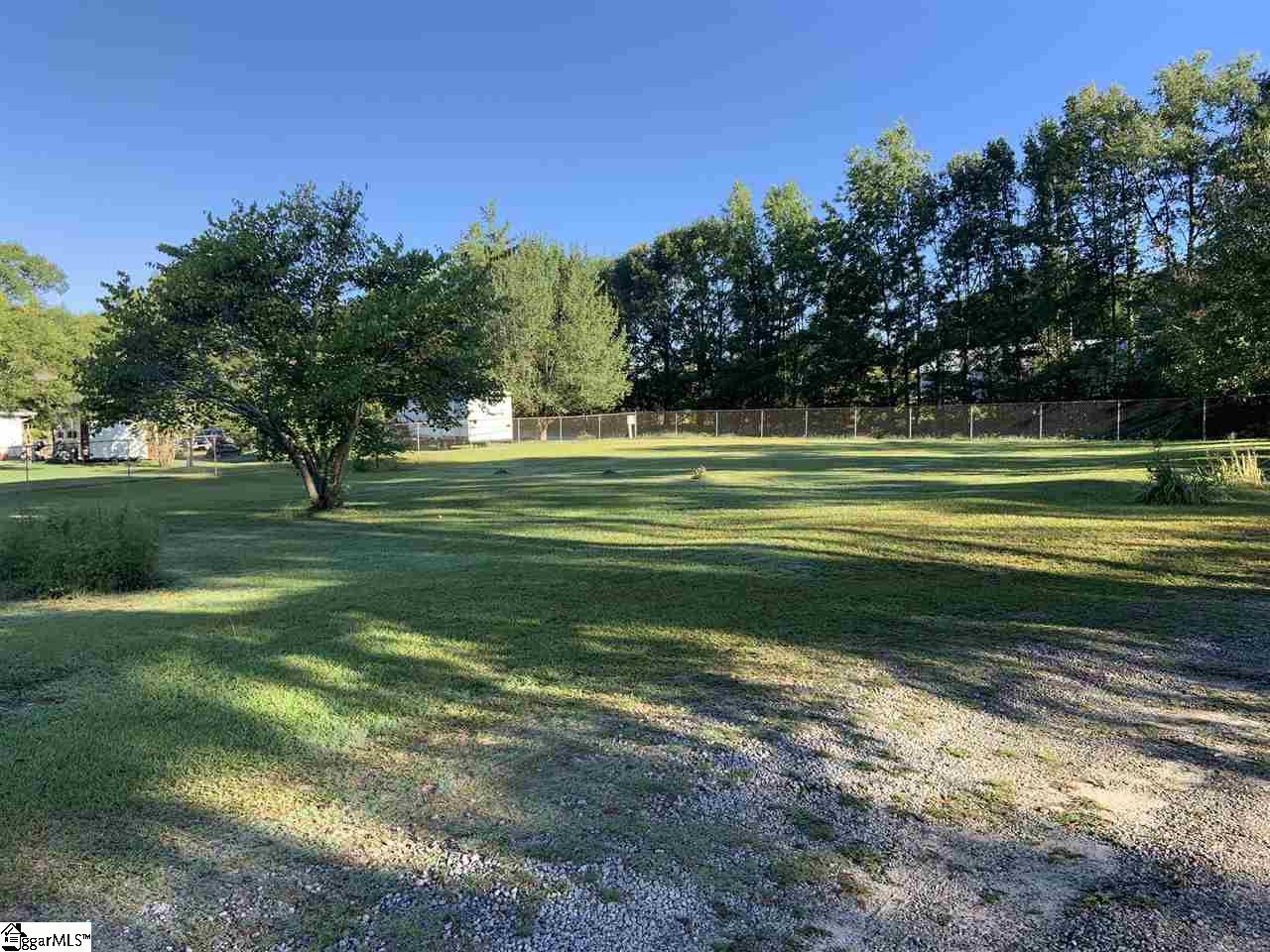 231 Cherokee Road Williamston, SC 29697 - Photo 3 of 19