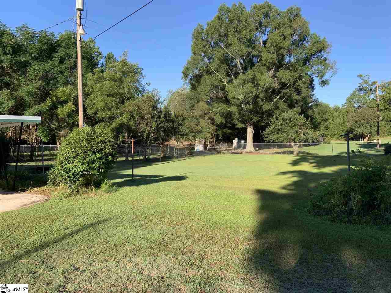 231 Cherokee Road Williamston, SC 29697 - Photo 4 of 19
