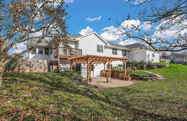 $494,900 | W1162 Aspen Drive, Spring Valley, WI 54767