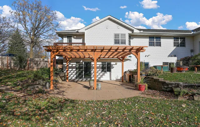 $494,900 | W1162 Aspen Drive, Spring Valley, WI 54767