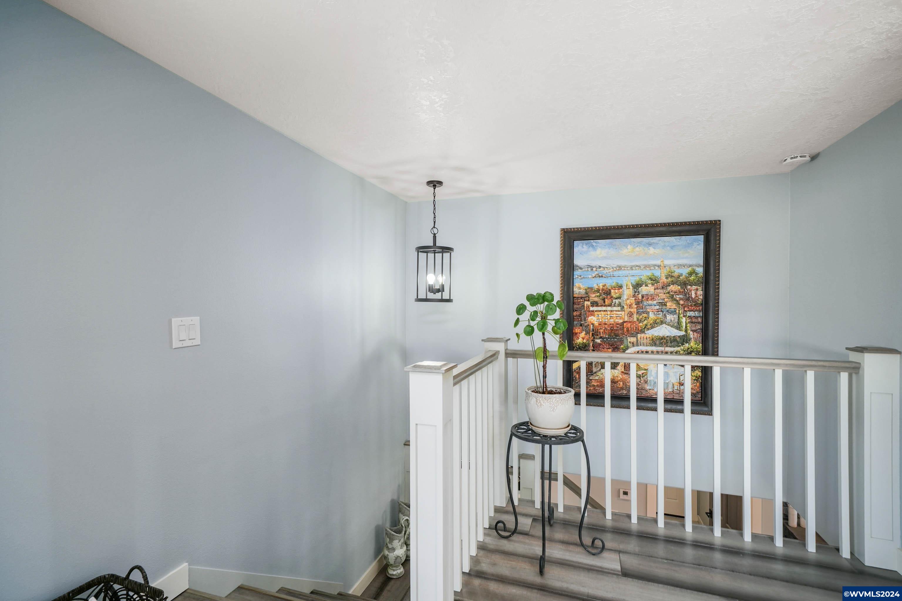 6061 Gath Road Southeast Salem, OR 97317 - Photo 21 of 40 Gallery Image 21