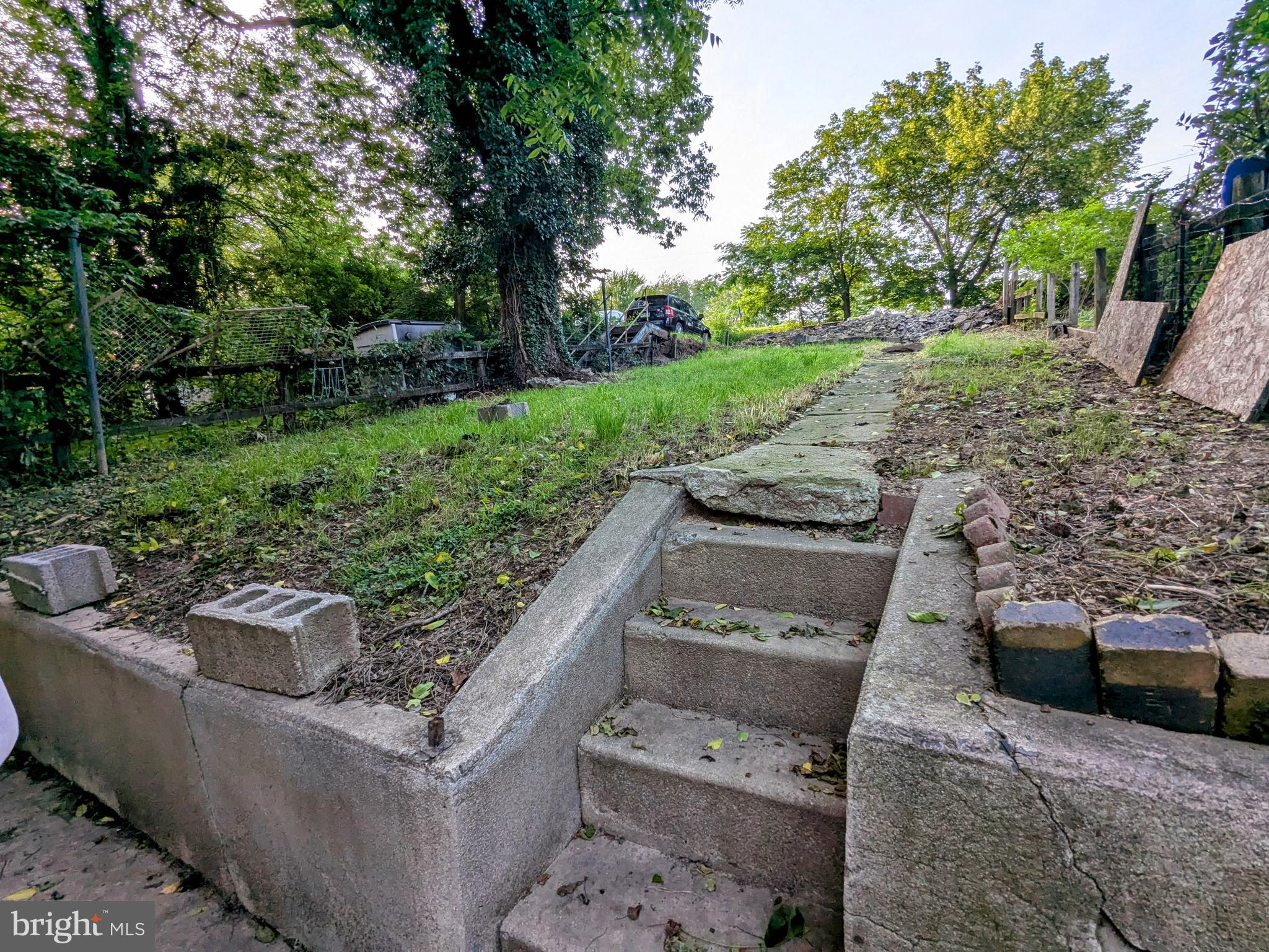 4133 Penn Avenue Sinking Spring, PA 19608 - Photo 48 of 53 a view of a backyard with outdoor seating