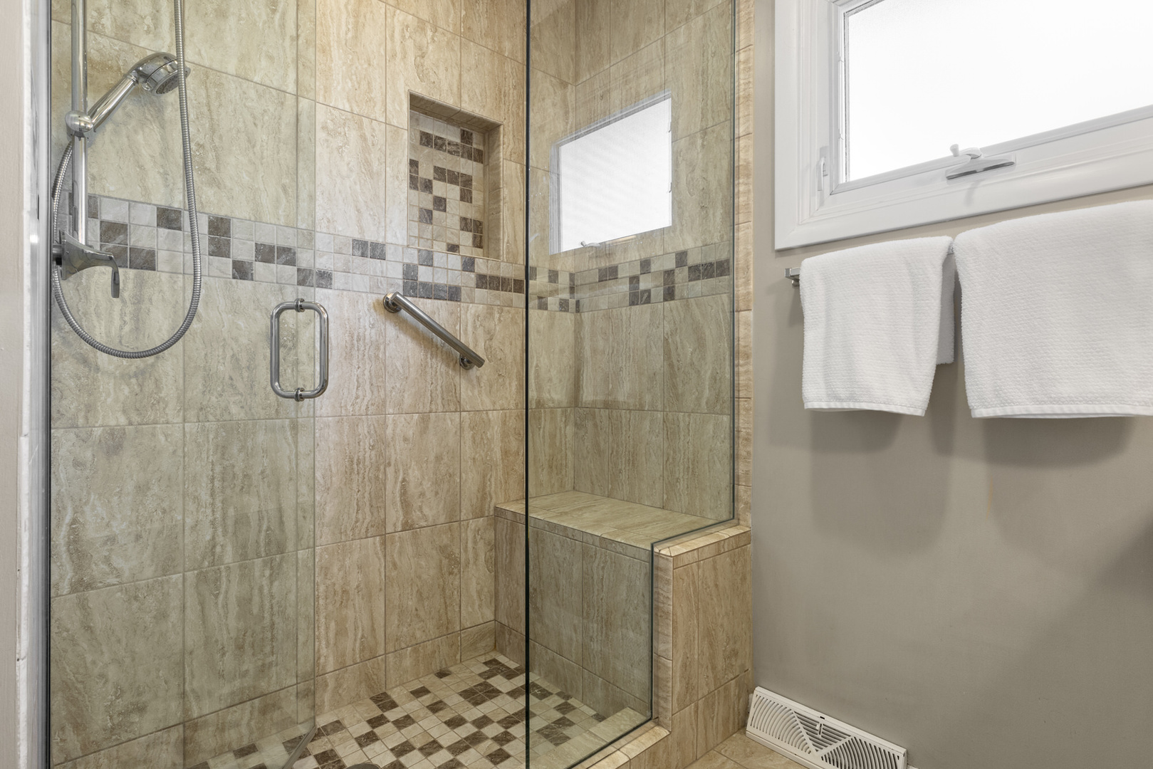 270 East Harrison Road Lombard, IL 60148 - Photo 14 of 30 Gallery Image 14