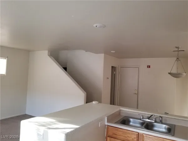 $1,500 | 3123 Inlet Bay Avenue, North Las Vegas, NV 89031