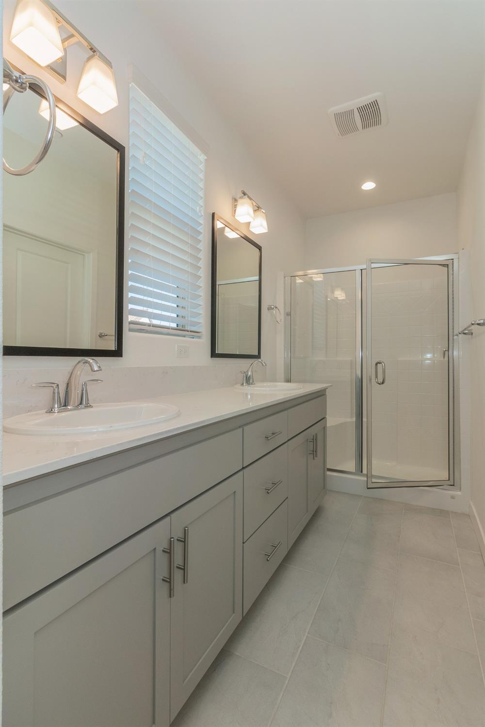 4633 Twin Oaks Road Madera, CA 93636 - Photo 14 of 49 Gallery Image 14