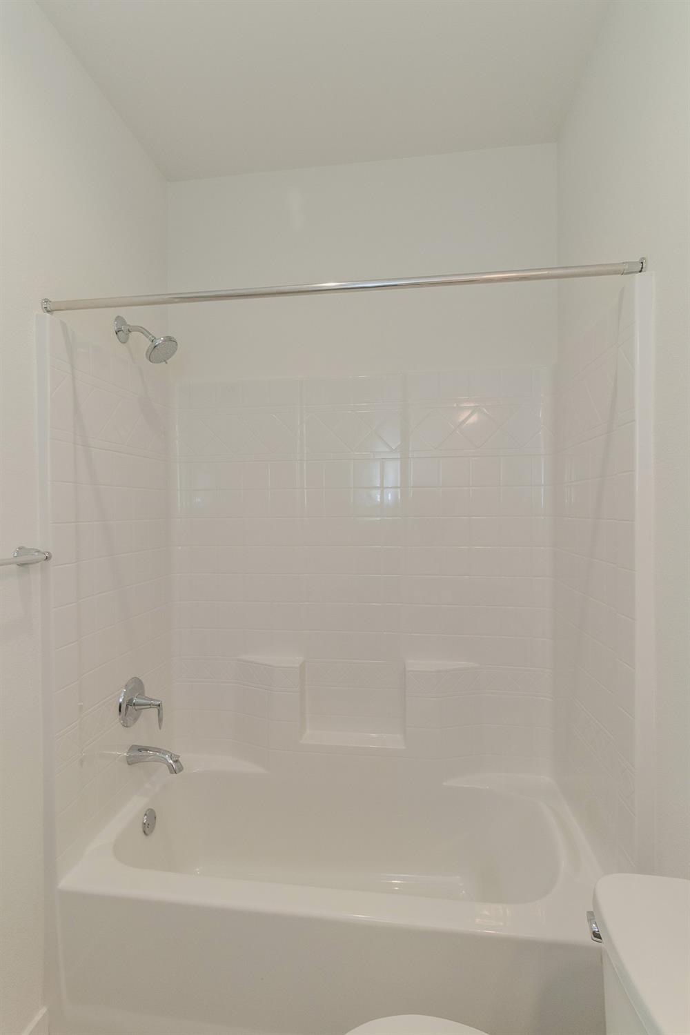 4633 Twin Oaks Road Madera, CA 93636 - Photo 19 of 49 Gallery Image 19