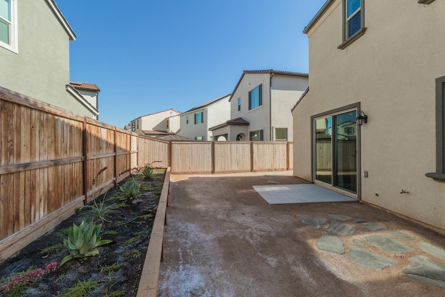4633 Twin Oaks Road Madera, CA 93636 - Photo 25 of 49 Gallery Image 25