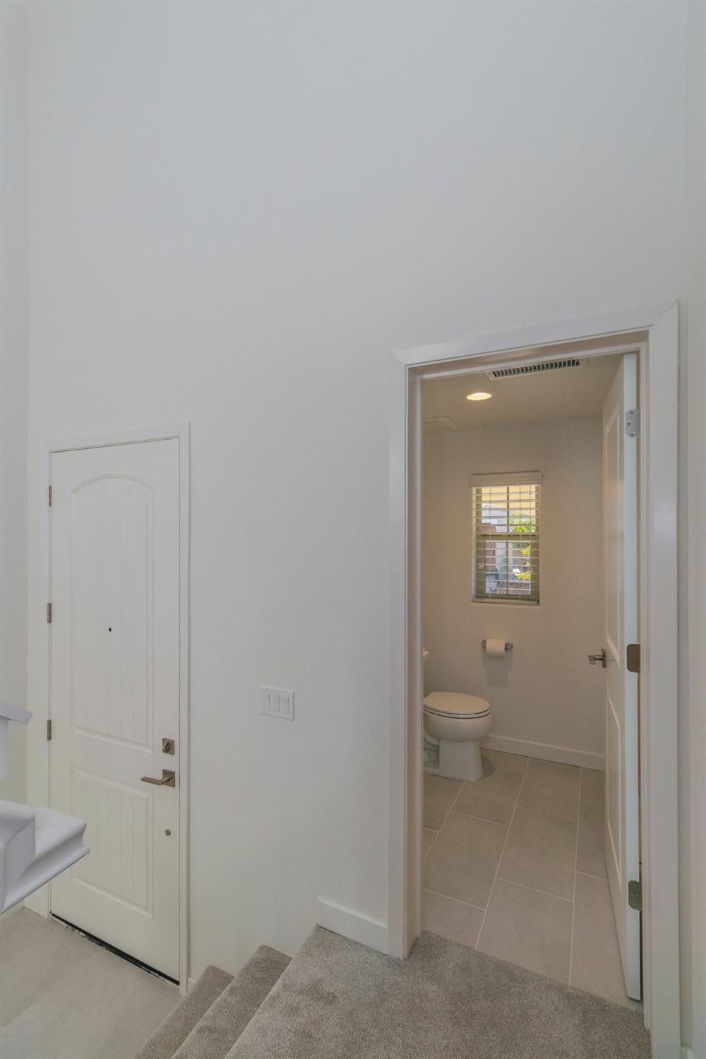 4633 Twin Oaks Road Madera, CA 93636 - Photo 9 of 49 Gallery Image 9