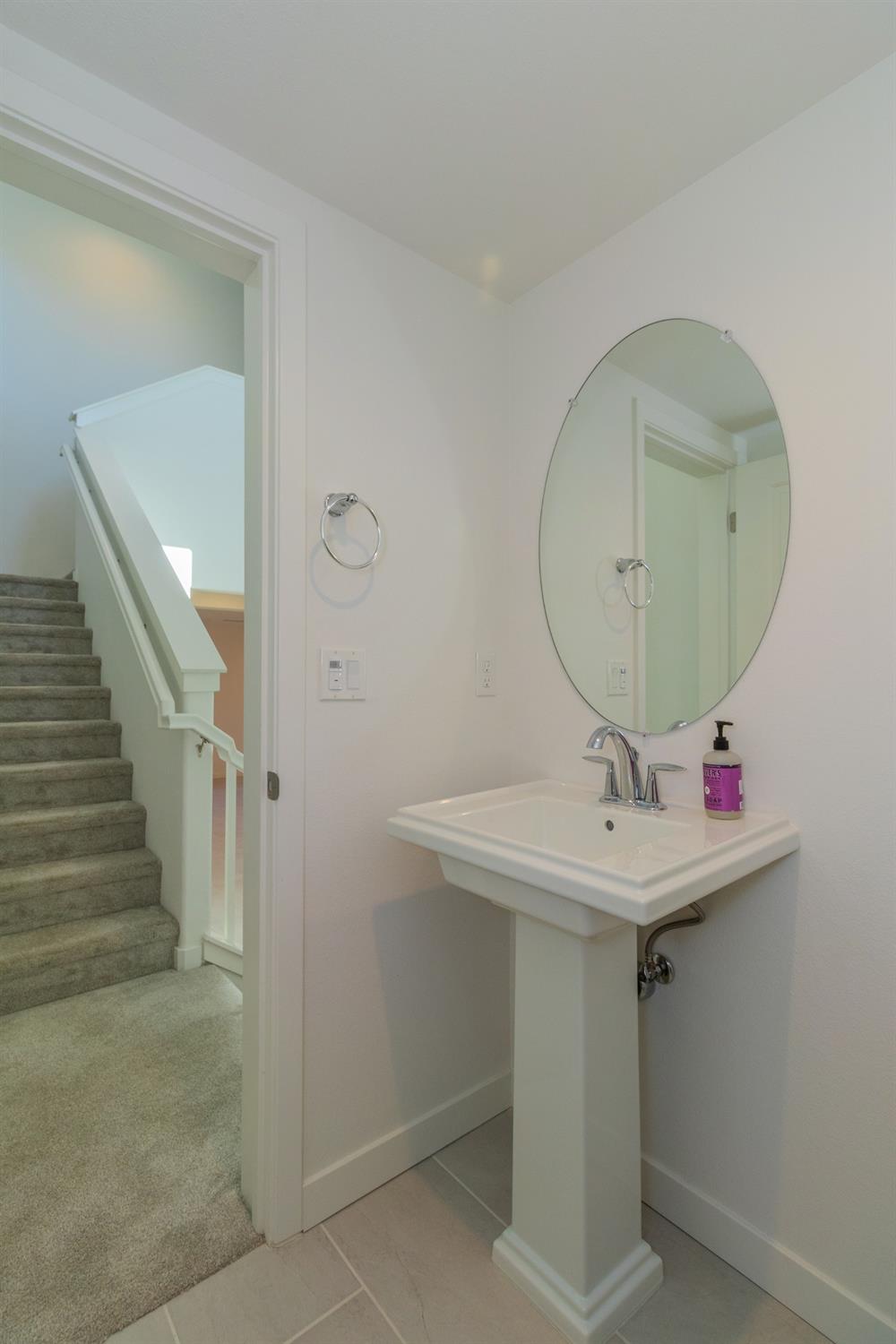 4633 Twin Oaks Road Madera, CA 93636 - Photo 10 of 49 Gallery Image 10