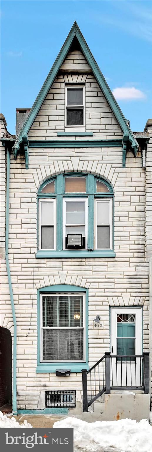 413 Rosenthal Street Reading, PA 19601 - Photo 5 of 27 Exterior Front