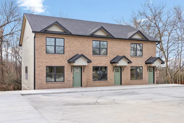 $1,250 | 332 Church Street, Unit C, Clarksville, TN 37040